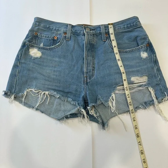 Levi's Classic 501 Blue Distressed Jean Shorts - Picture 7 of 11